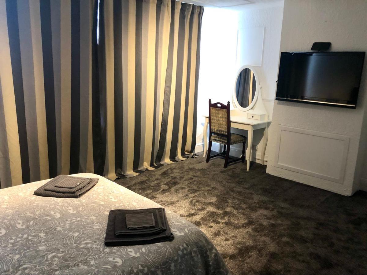 Апартаменты Ac Lounge 125 Рочфорд Экстерьер фото